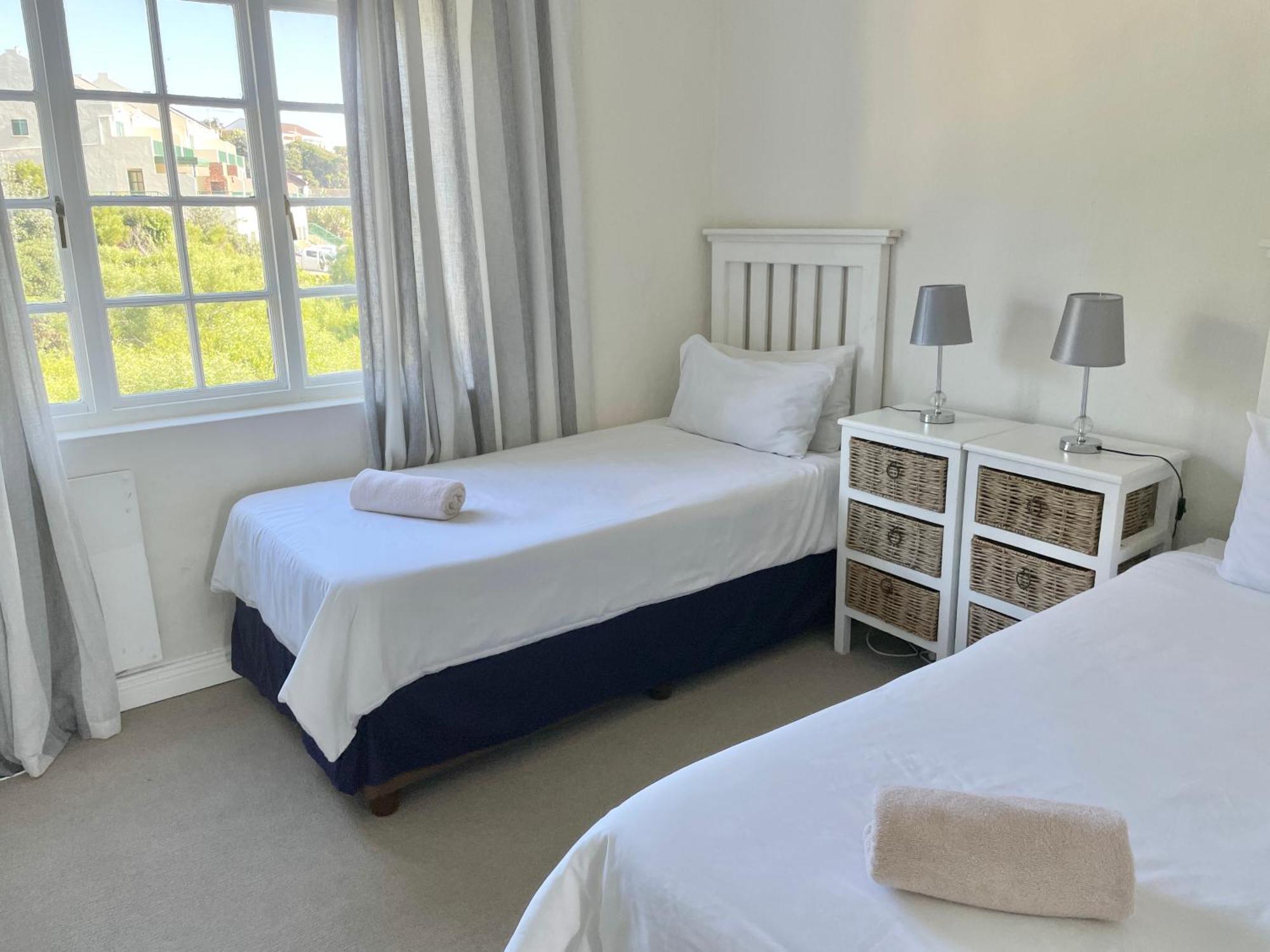 8 Settler Sands Ocean View Apartment